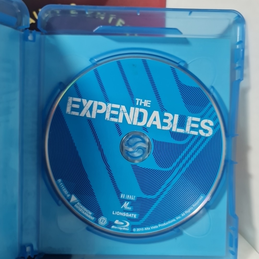 The Expendables (Blu-ray, Region B, 2010) Free Postage 2